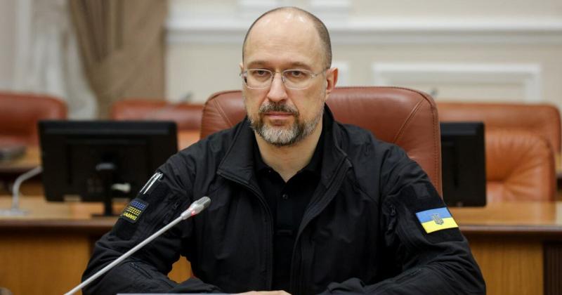 Здобути 6 мільярдів доларів, уникаючи загибелі в боротьбі за котли: які спадщини передав Умєров Шмигалю.