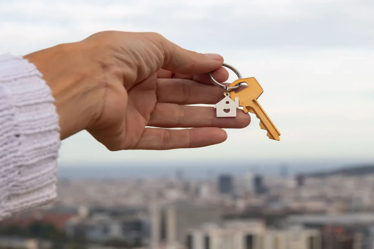 Українці можуть опинитися без даху над головою: хто під загрозою втрати свого майна.