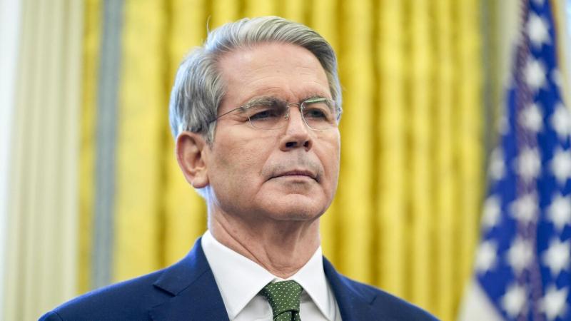 Сполучені Штати можуть зменшити обмеження щодо експорту російської нафти.