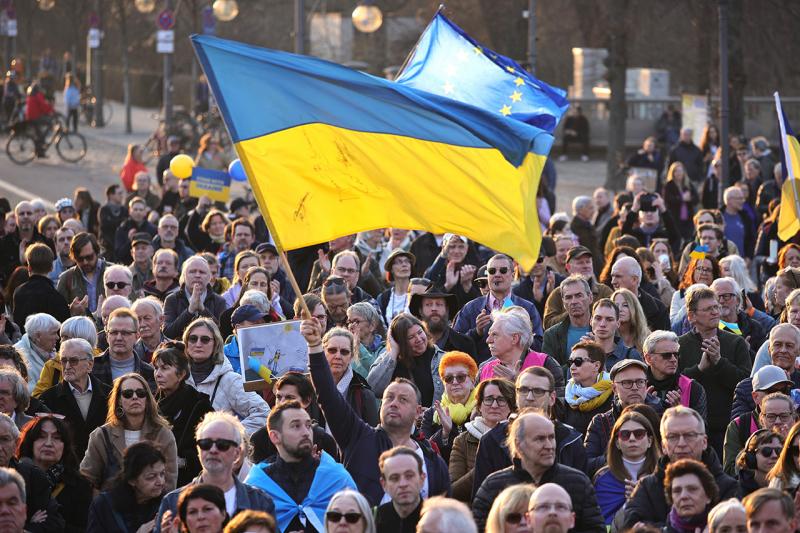 Перед Україною постає важливе завдання: зберегти єдність, - зазначає політолог Еш.