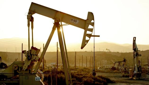 Ціни на нафту зростають через загрози, пов'язані з постачанням з Венесуели.