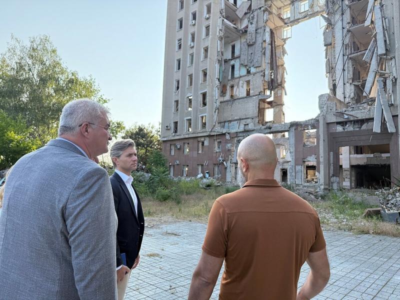 Кястутіс Будріс здійснив візит до Херсонської, Миколаївської областей та Одеси, які зазнали шкоди внаслідок російської агресії.