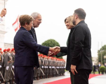 Австрія посилює свою допомогу Україні, заявив Зеленський.