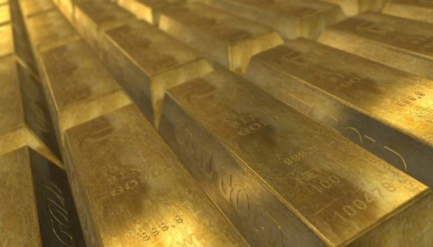 Глобальний попит на золото підвищився на 3% протягом року внаслідок зростання інвестицій у цей метал.