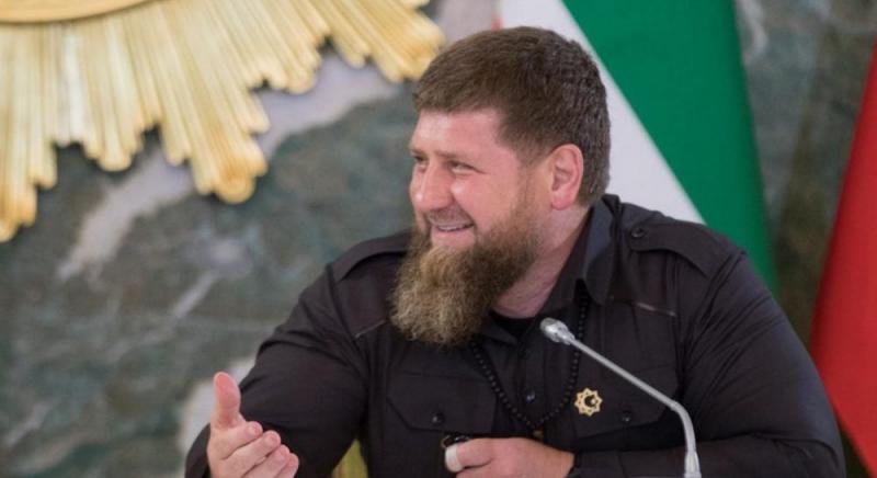 Кадиров відвідав захоплений Маріуполь: Андрющенко розкрив причини його поїздки.