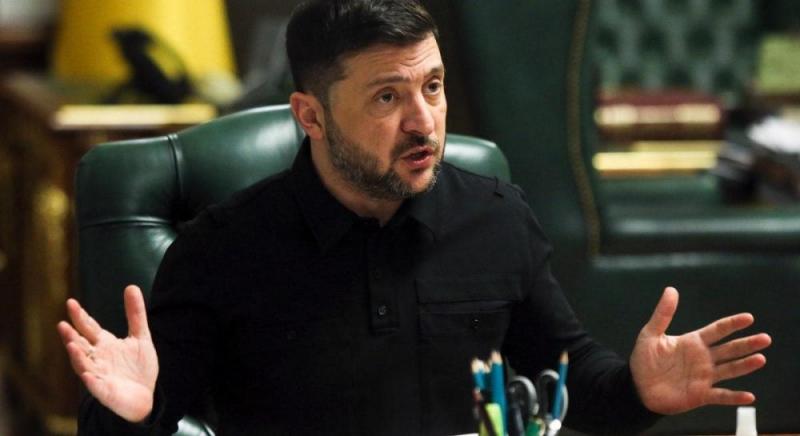 Зеленський роз'яснив, чому Україні не варто вносити зміни до Конституції стосовно НАТО.