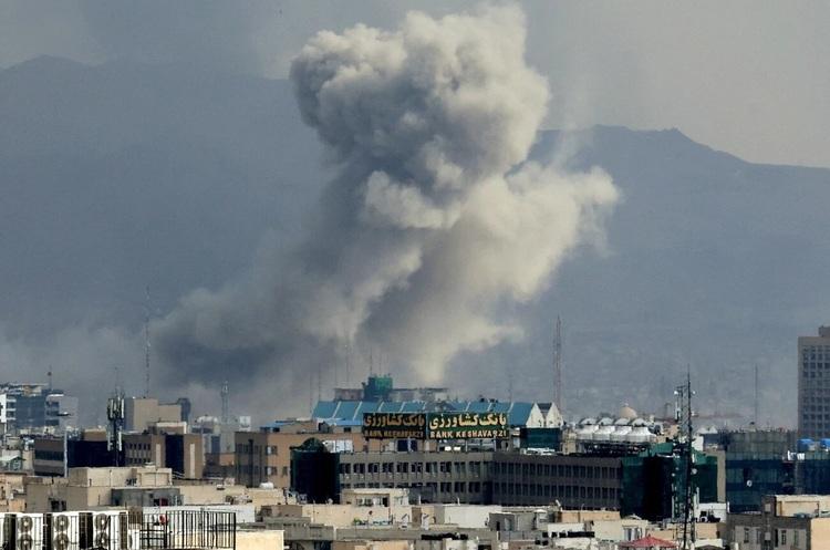 Вісім запитань про Іран: для глибшого розуміння направлення подій.