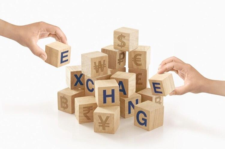 Мільярди в безладді. Що стало поштовхом для світової економічної трансформації і хто виграє від цього хаосу?