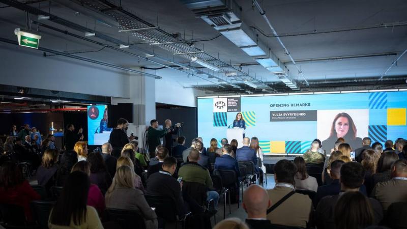 Свириденко: Наша амбіція полягає в тому, щоб забезпечити роботою 100 тисяч ветеранів і ветеранок до 2030 року, співпрацюючи з державними структурами та бізнесом.